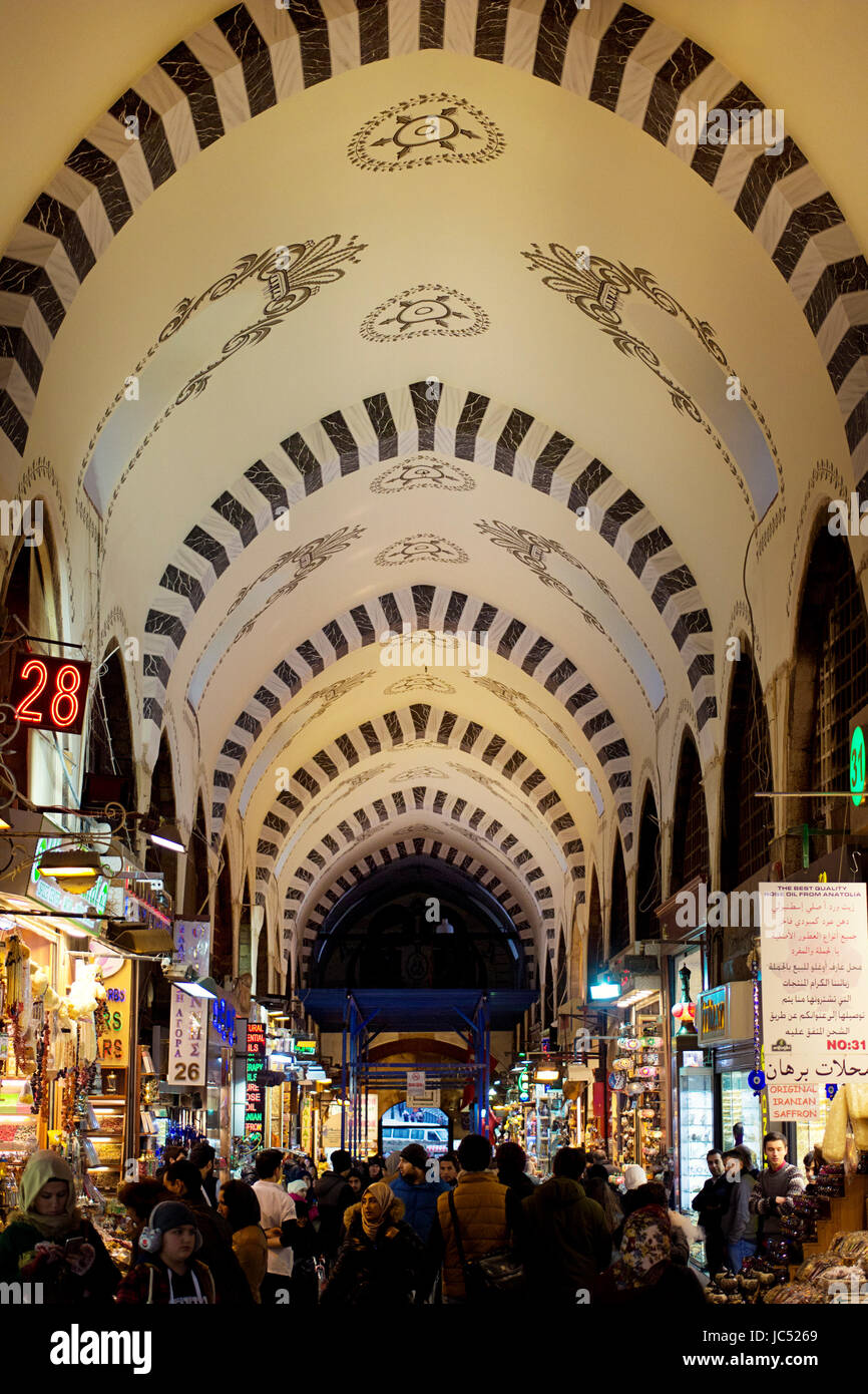 Immagine da il Bazar delle Spezie. Eminonu,Istanbul Turchia Foto Stock