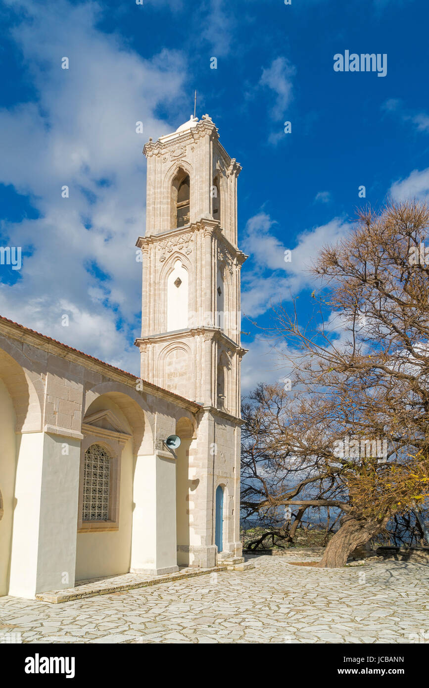 San Charalambos, Kato Lefkara, monti Troodos al posteriore, distretto di Larnaca, Cipro Foto Stock