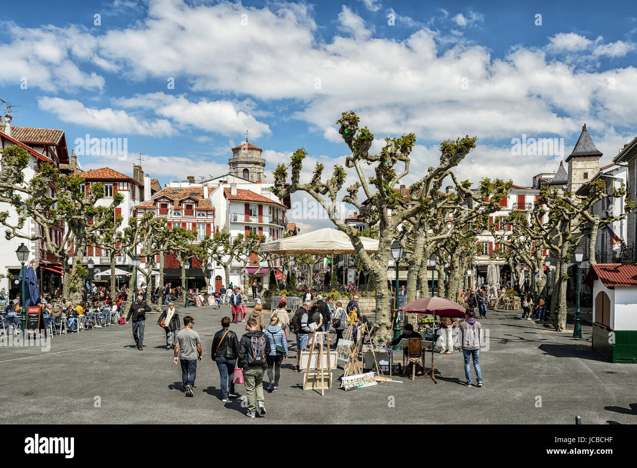 Place Louis XIV di Saint-Jean-de-Luz, comune francese, Pyrénées-Atlantiques, regione Aquitania, in Francia, Foto Stock