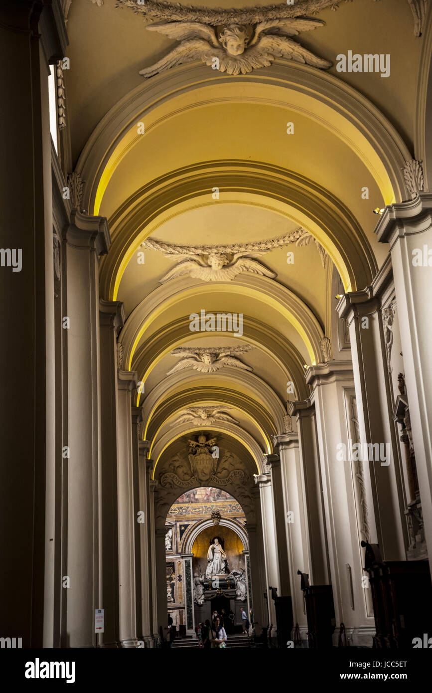 La Basilica di San Giovanni in Laterano a Roma Italia.it è la più antica e ha la precedenza tra i quattro papal basiliche maggiori, Foto Stock