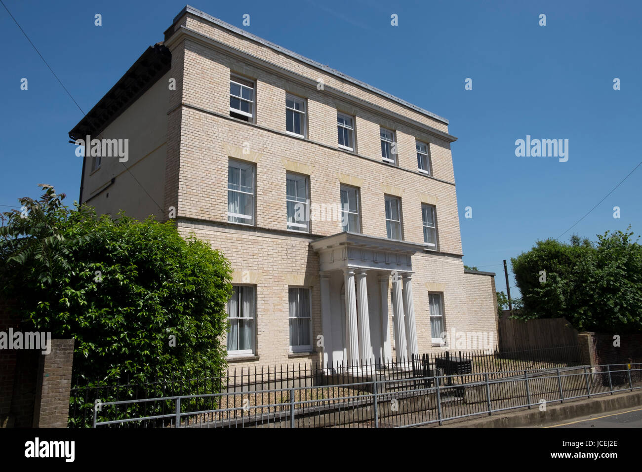 Georgian edificio frontale casa unifamiliare, ashford, kent, Regno Unito Foto Stock