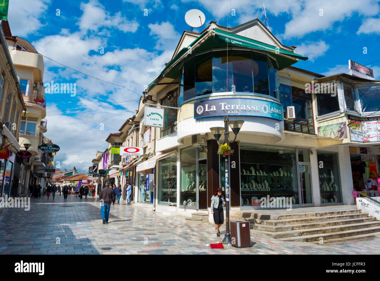 Bulevard Sveti Kliment Ohridski, Main Street di San Clemente di Ohrid Ohrid Macedonia Foto Stock