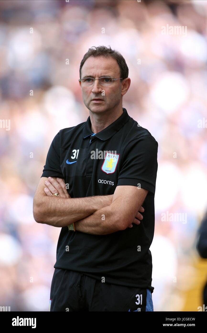 MARTIN O'NEILL Aston Villa FC MANAGER ASTON VILLA V Wigan atletico VILLA PARK, Aston, Birmingham, Inghilterra 15 agosto 2009 DIY99250 AVVERTENZA! Questa fotografia può essere utilizzata solo per il giornale e/o rivista scopi editoriali. Non possono essere utilizzate per pubblicazioni riguardanti 1 player, 1 Club o 1 concorrenza senza autorizzazione scritta da parte di Football DataCo Ltd. Per qualsiasi domanda, contattare Football DataCo Ltd il +44 (0) 207 864 9121 Foto Stock