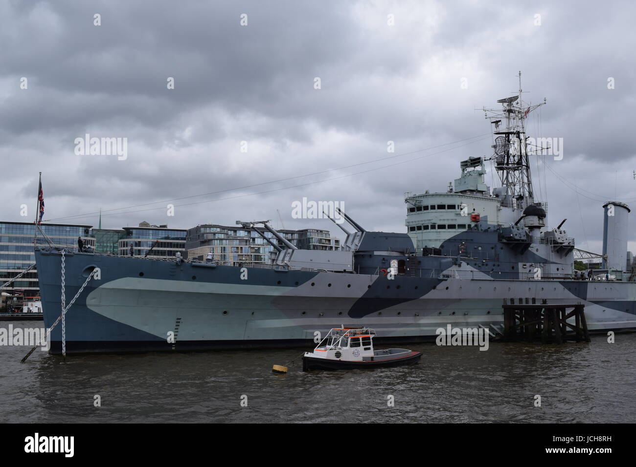 Il Tower Bridge e London 2016 Foto Stock
