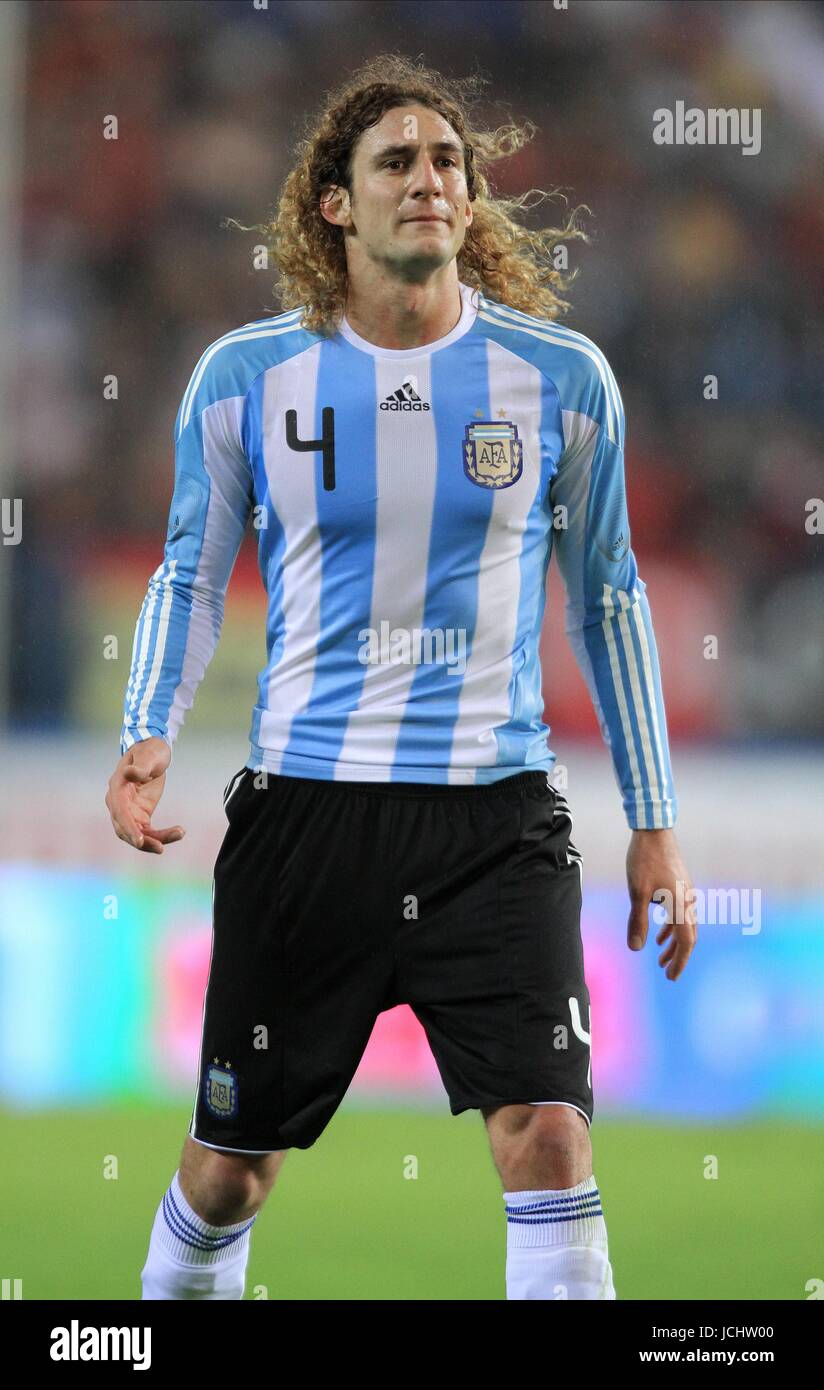FABRICIO COLOCCINI ARGENTINA & Newcastle United FC SPAGNA V ARGENTINA ESTADIO VICENTE CADERON, MADRID, Spagna 14 novembre 2009 GAA3772 ATTENZIONE! Questa fotografia può essere utilizzata solo per il giornale e/o rivista scopi editoriali. Non può essere utilizzata per, Internet/uso Online né per le pubblicazioni riguardanti 1 player, 1 Club o 1 CONCORRENZA, senza autorizzazione scritta da parte di Football DataCo Ltd. Per qualsiasi domanda, contattare Football DataCo Ltd il +44 (0) 207 864 9121 Foto Stock