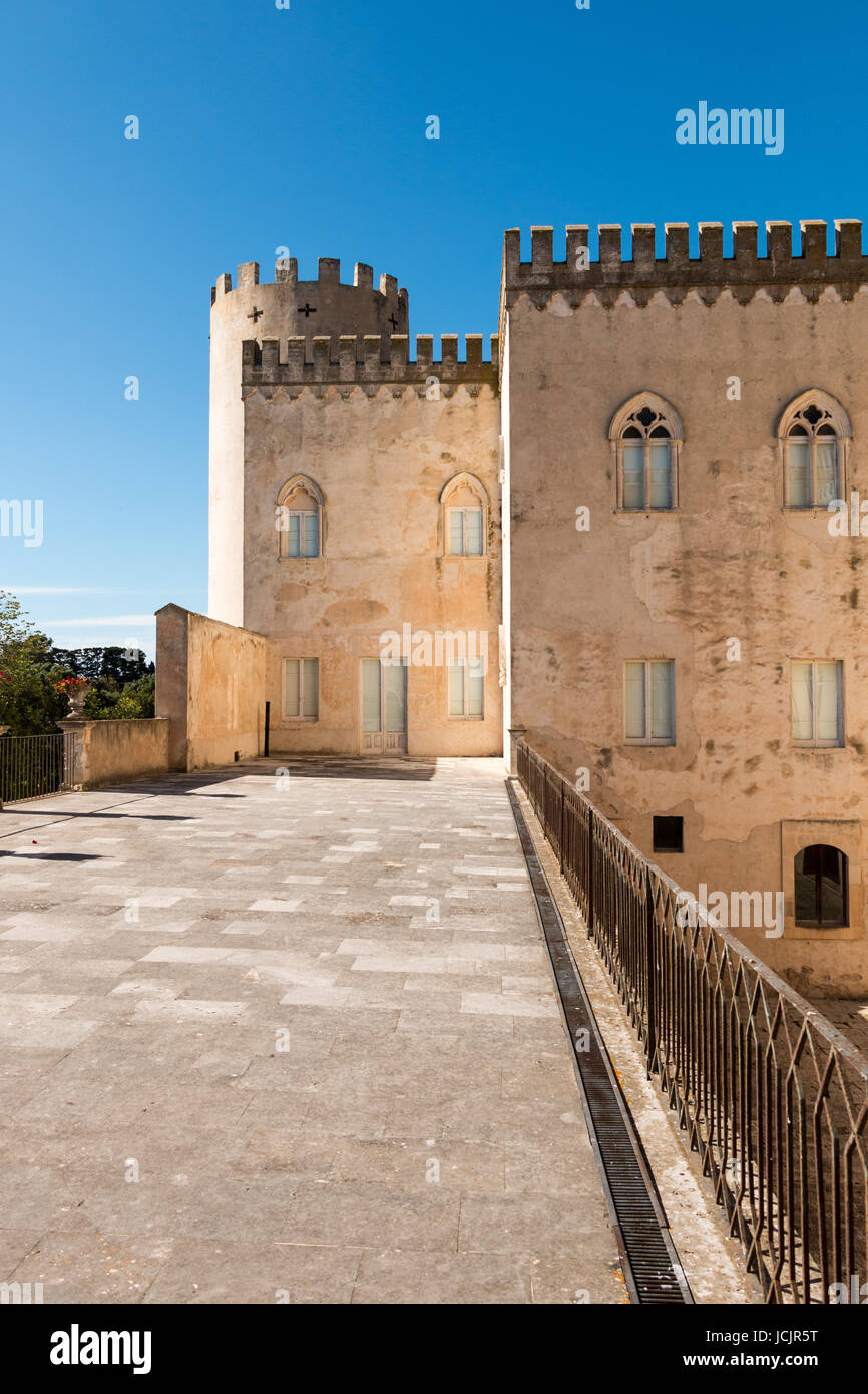 Castello nella Sicilia orientale Foto Stock