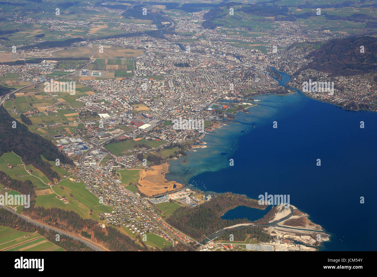 Thun thunersee thuner vedere il lago panorama panoramica svizzera town city vista aerea fotografia foto Foto Stock
