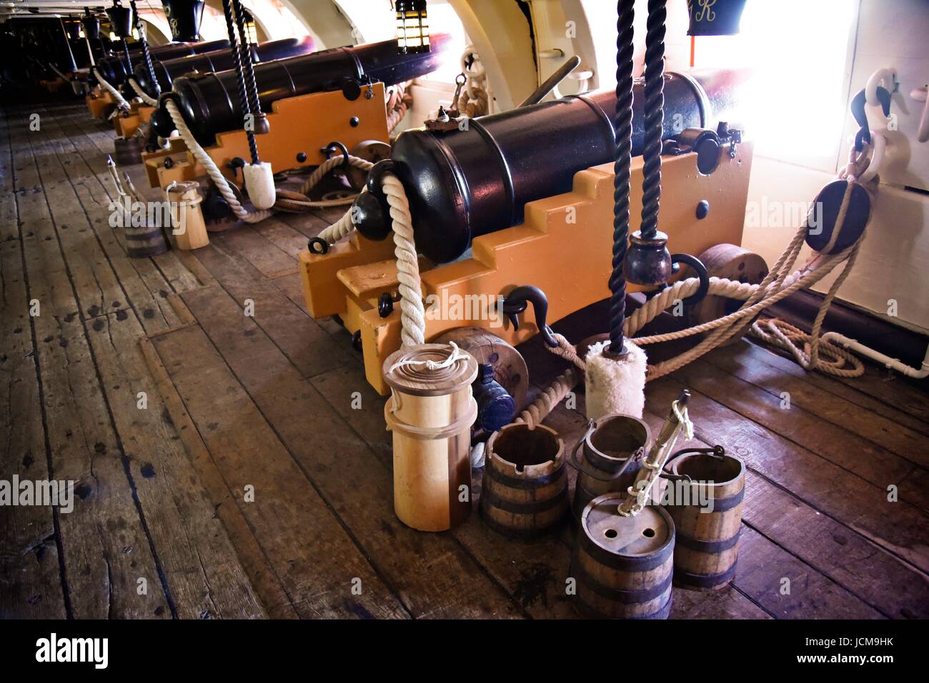 HMS Victory 104-gun primo tasso di nave di linea della Royal Navy lanciato 1765. Nelson nave ammiraglia, Trafalgar 1805 Foto Stock