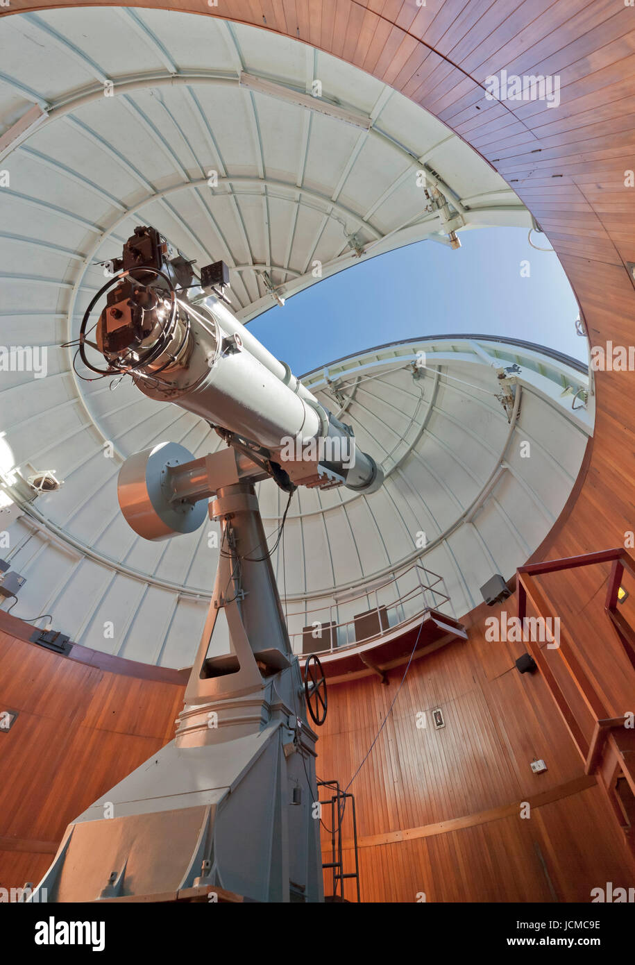 Il 26 Thompson pollici telescopio rifrattore presso l Osservatorio Science Center, Herstmonceux. Foto Stock