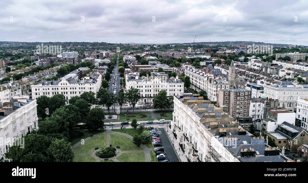 Vista aerea di una piazza in stile regency e la città di Brighton e Hove, Inghilterra Foto Stock