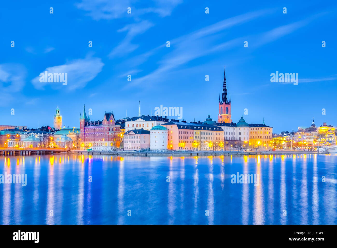 Stoccolma cityscape di notte in Svezia. Foto Stock