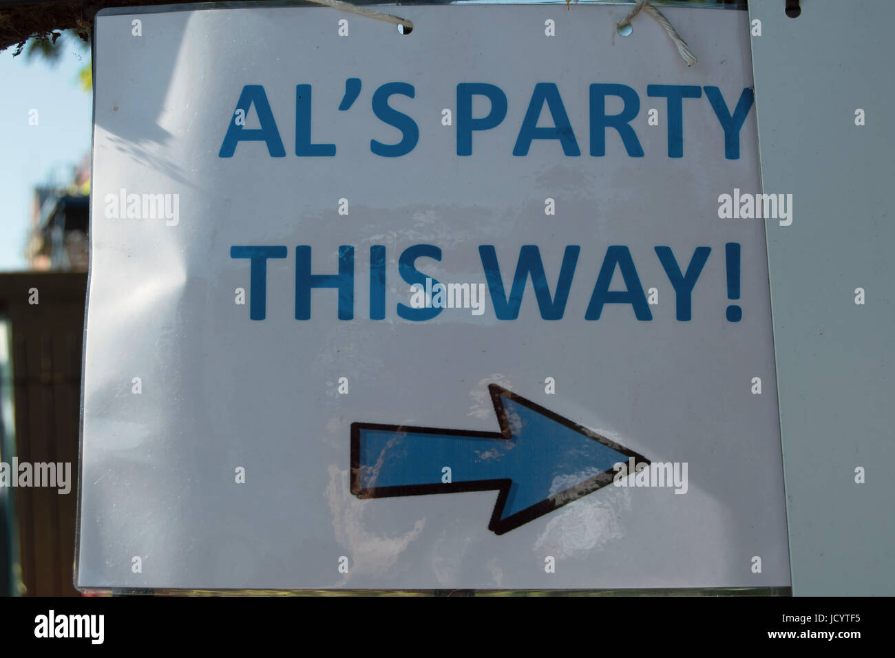 Segno fatti in casa per un house party, a Twickenham, middlesex, Inghilterra Foto Stock