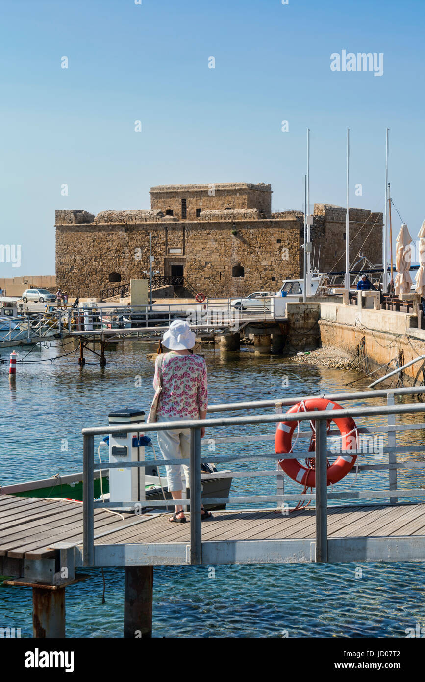 Il Castello di Pafo, porto, area turistica, fronte mare, Cipro Foto Stock