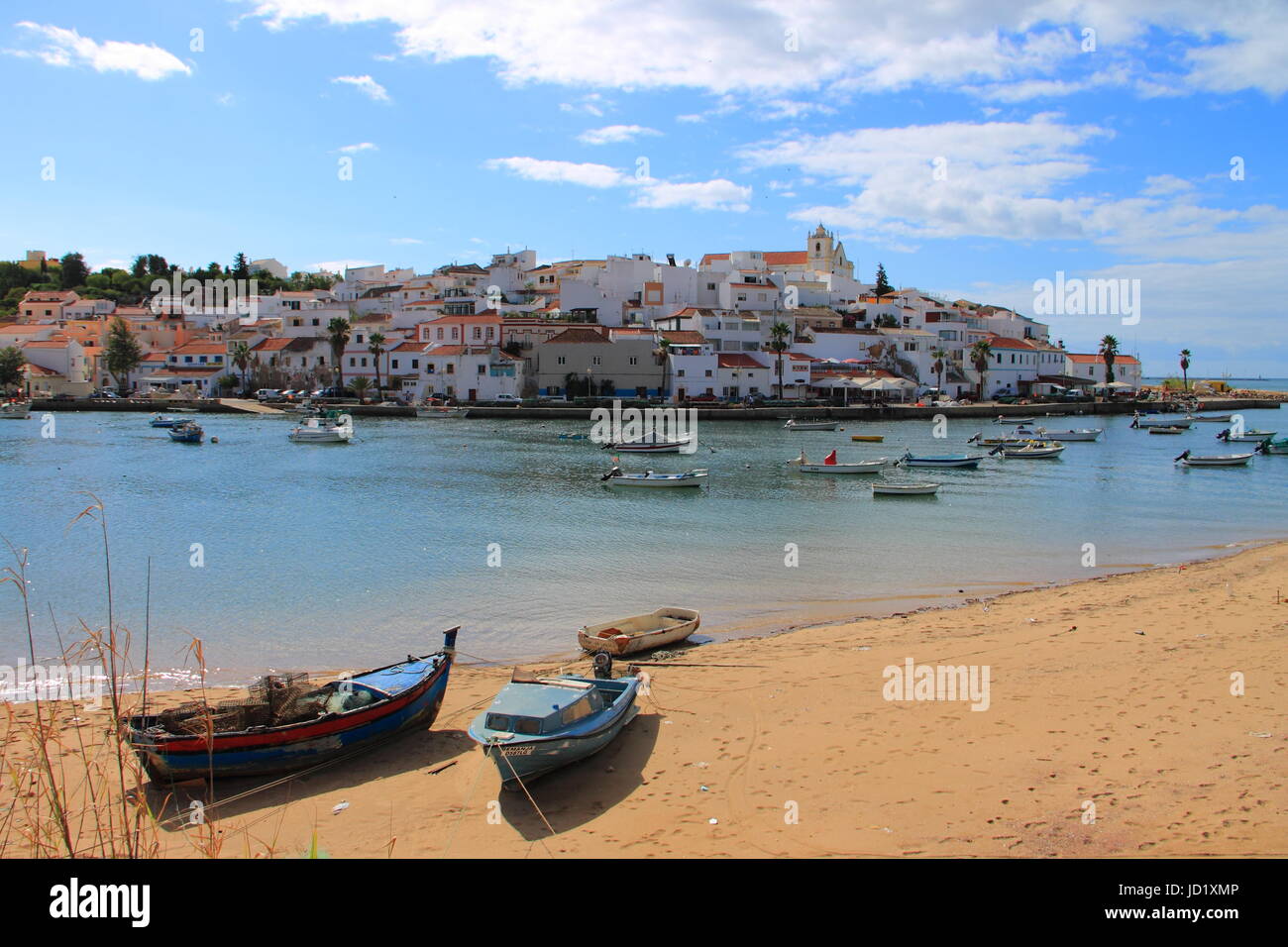 Villaggio di Pescatori di ferragudo,Portogallo Foto Stock