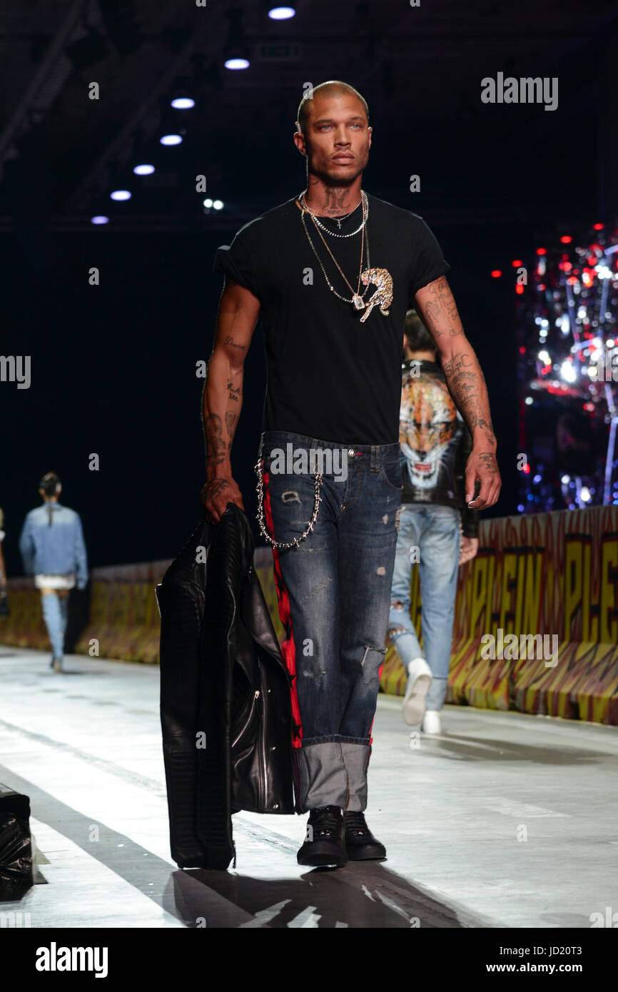 Modello philipp plein hot sale