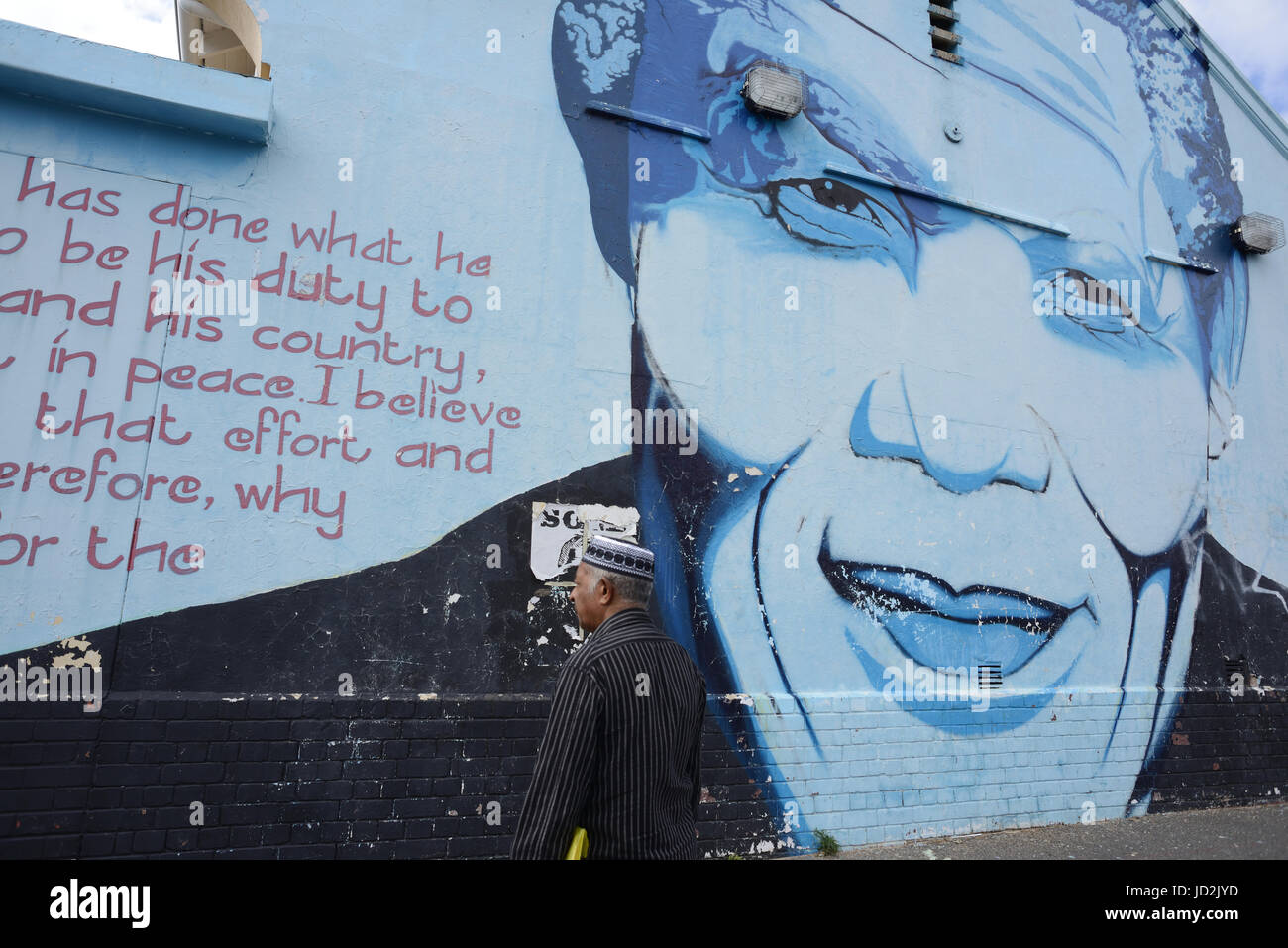 Mandela graffiti in Cape town District Six Foto Stock