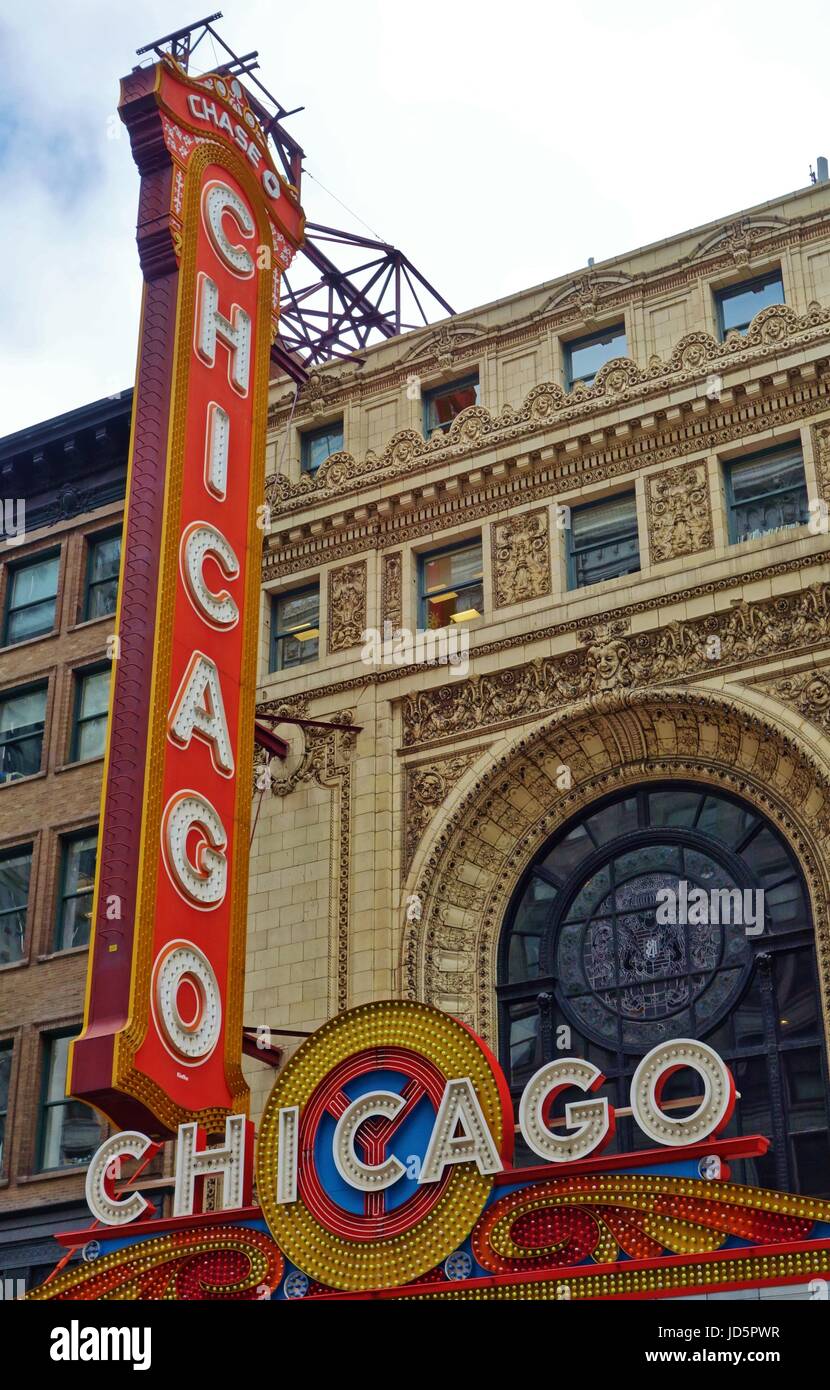 Vista del punto di riferimento del teatro di Chicago, un teatro storico nel quartiere di loop a Chicago, Illinois. Foto Stock