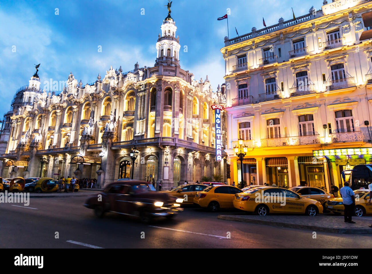 Gran Teatro de La Habana, Gran Teatro de La Habana, il grande teatro di Havana , aperto nel 1838. Edificio, esterno, facciata, Paseo de Marti, La Habana Foto Stock