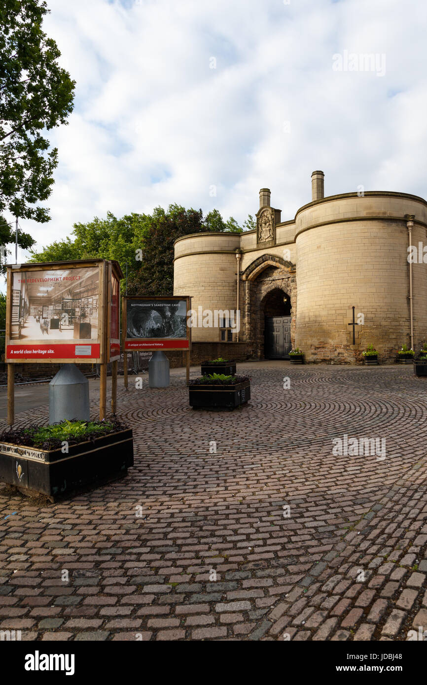 Nottingham, Inghilterra - 17 giugno: gatehouse ingresso al castello di Nottingham, Gran Bretagna. in Nottingham, Inghilterra. il 17 giugno 2017. Foto Stock