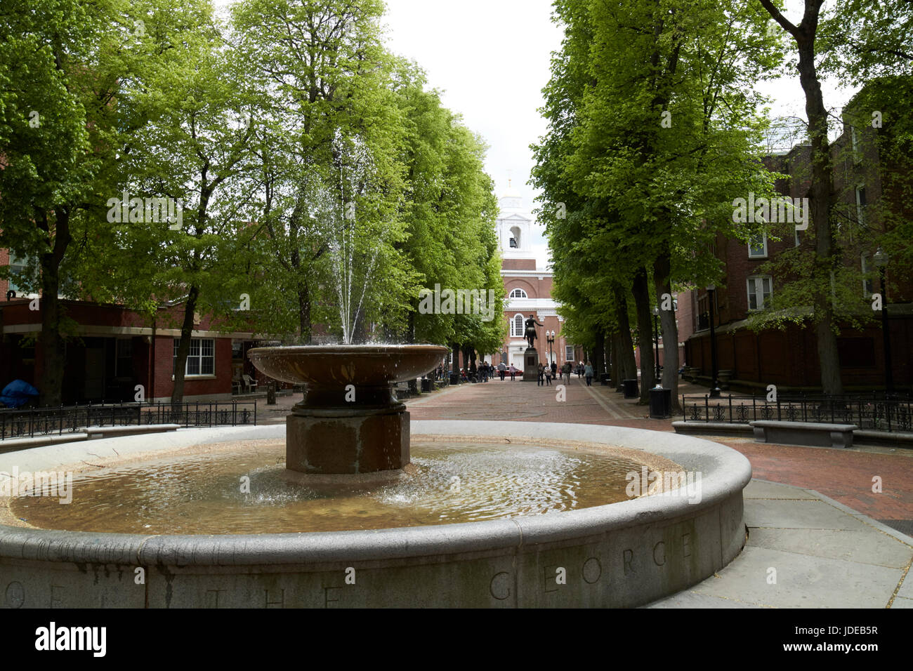 Fontana a Paul Revere mall lungo il Freedom Trail Boston STATI UNITI D'AMERICA Foto Stock