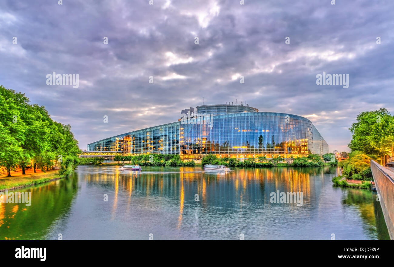 Edificio Louise Weiss a Strasburgo del Parlamento europeo a Strasburgo, Francia Foto Stock