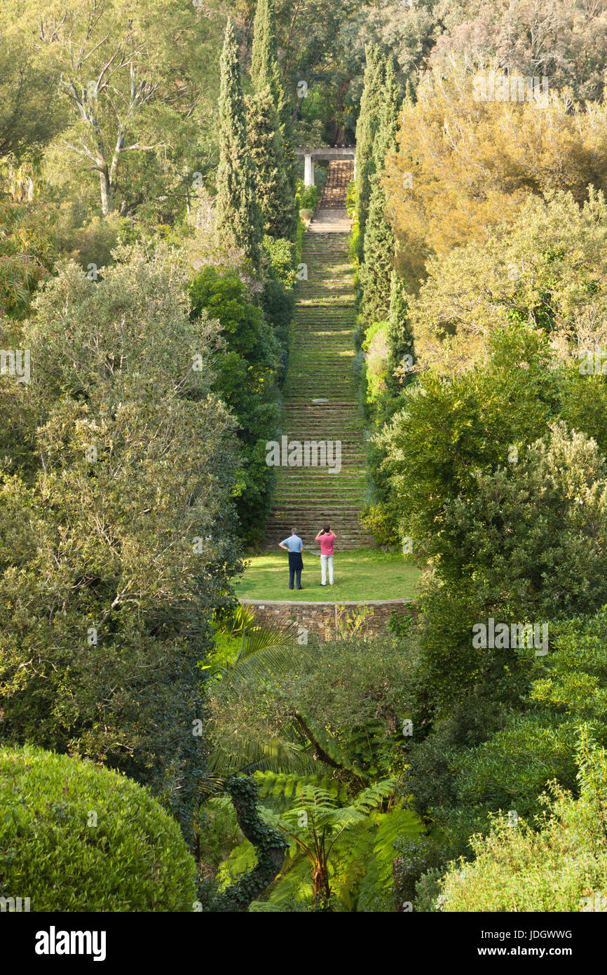 Francia, Var (83), Le Rayol-Canadel-sur-Mer, Domaine du Rayol :, le grand escalier (utilizzo presse et édition livre uniquement avec menzionare obligat Foto Stock