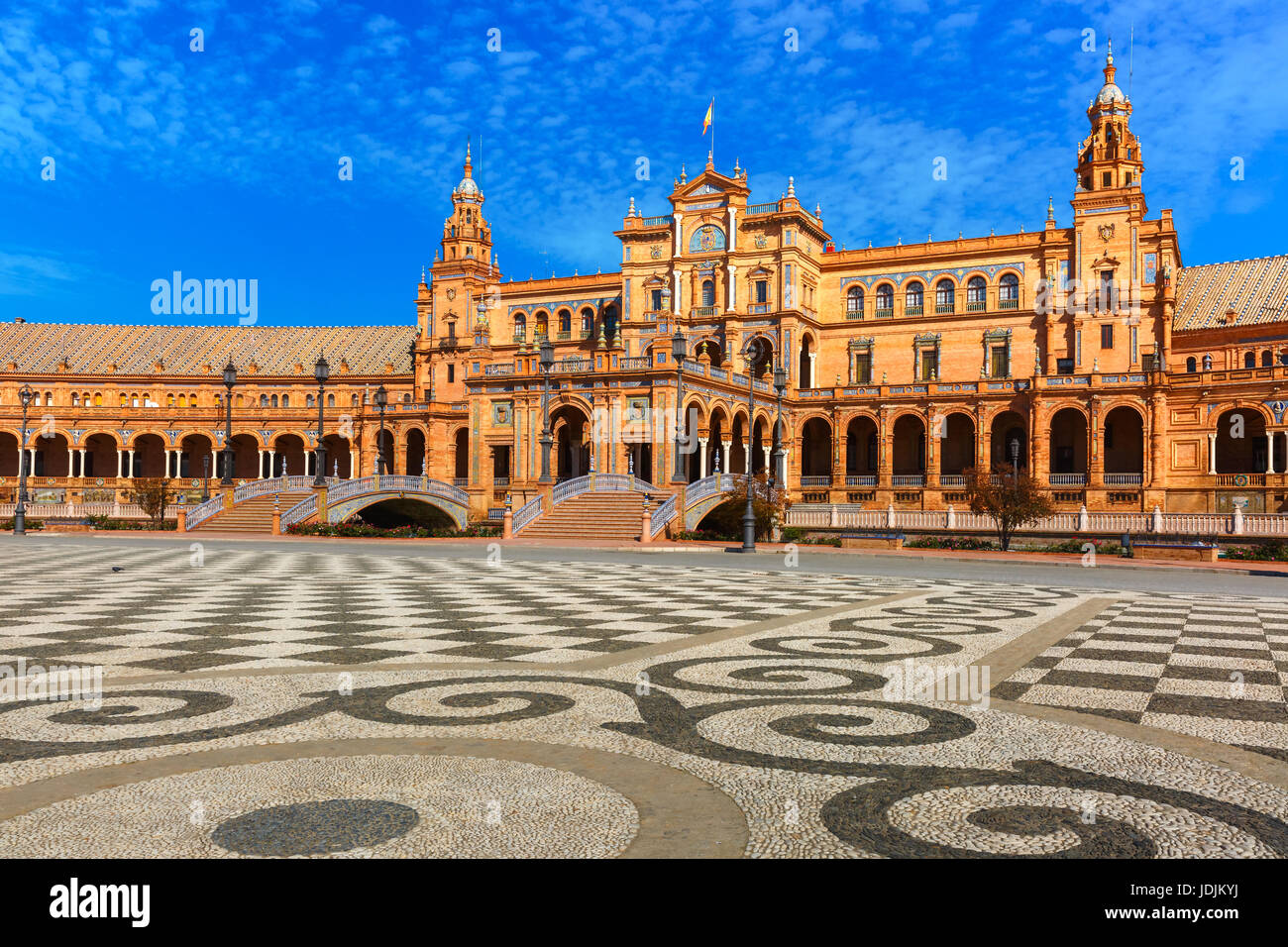 Plaza de Espana a giornata di sole a Siviglia, Spagna Foto Stock