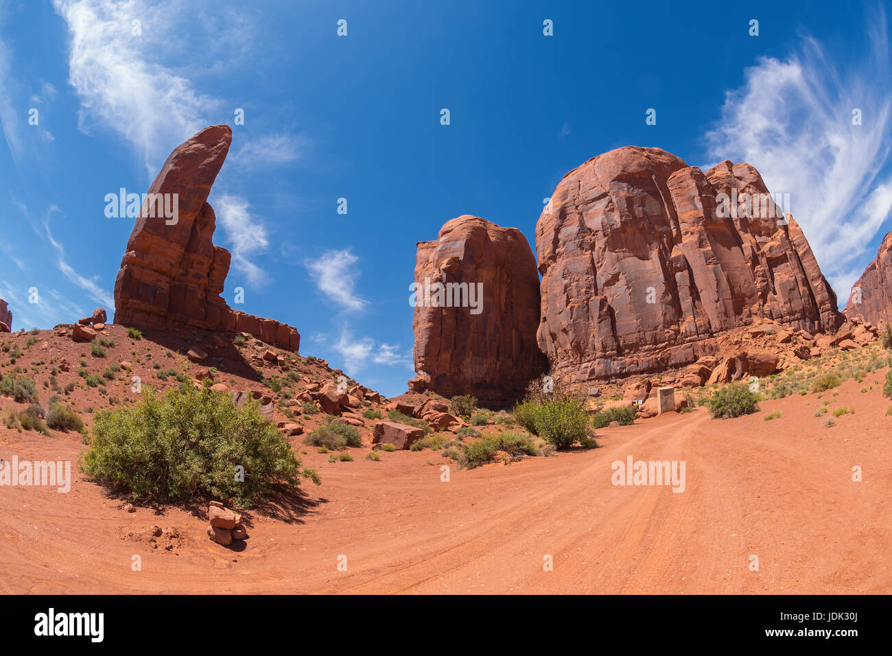 Le meravigliose formazioni di arenaria, famosa in tutto il mondo Monument Valley, Utah, Stati Uniti d'America Foto Stock