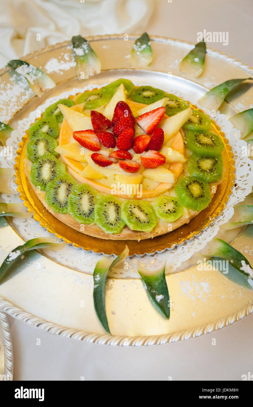 Parte dolci torta con frutta Foto Stock