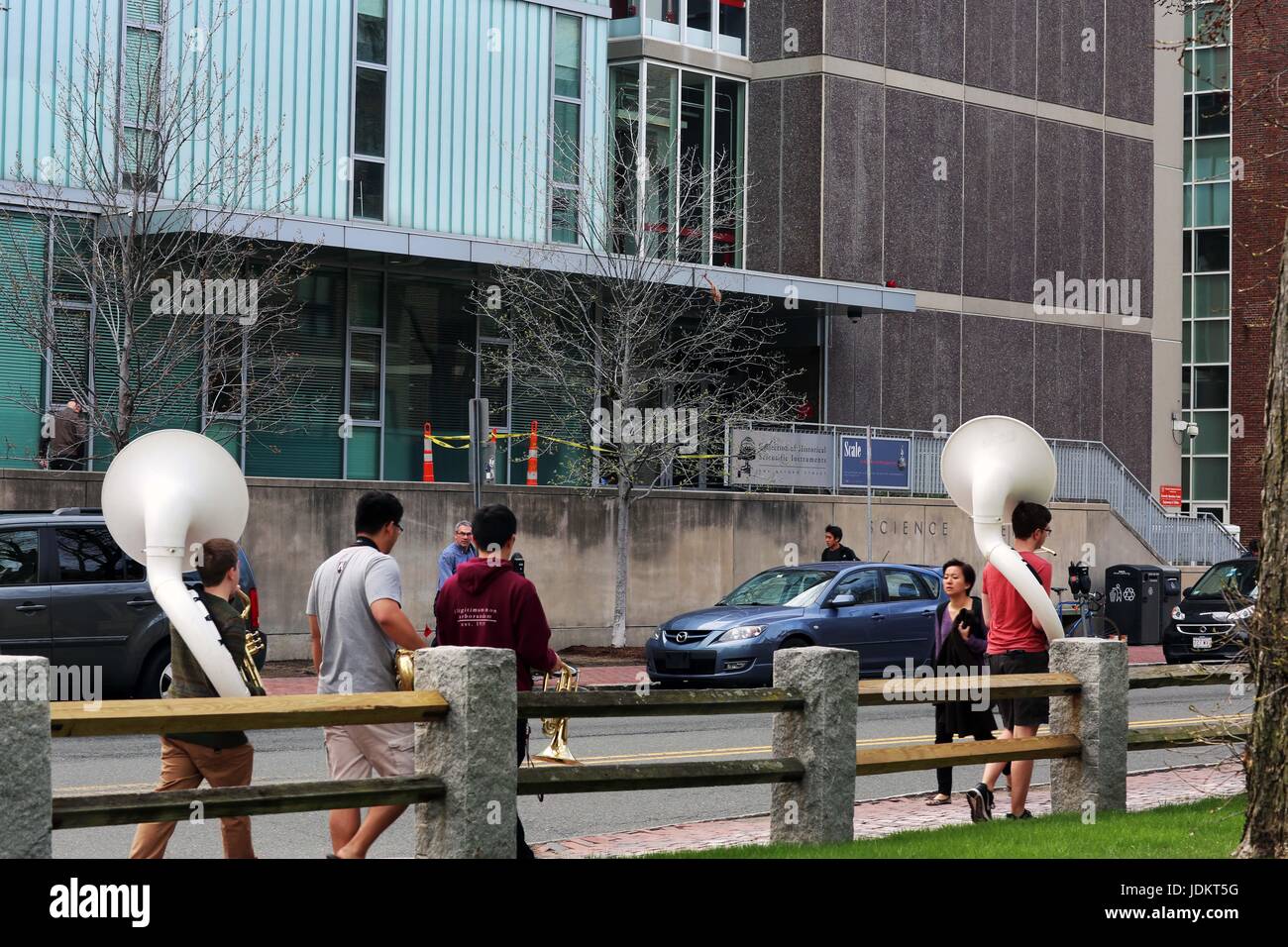 L'Università di Harvard è un privato Ivy League research University di Cambridge, Massachusetts, istituito nel 1636, la cui storia, influenza e ricchezza ne hanno fatto una delle più prestigiose università. Foto Stock