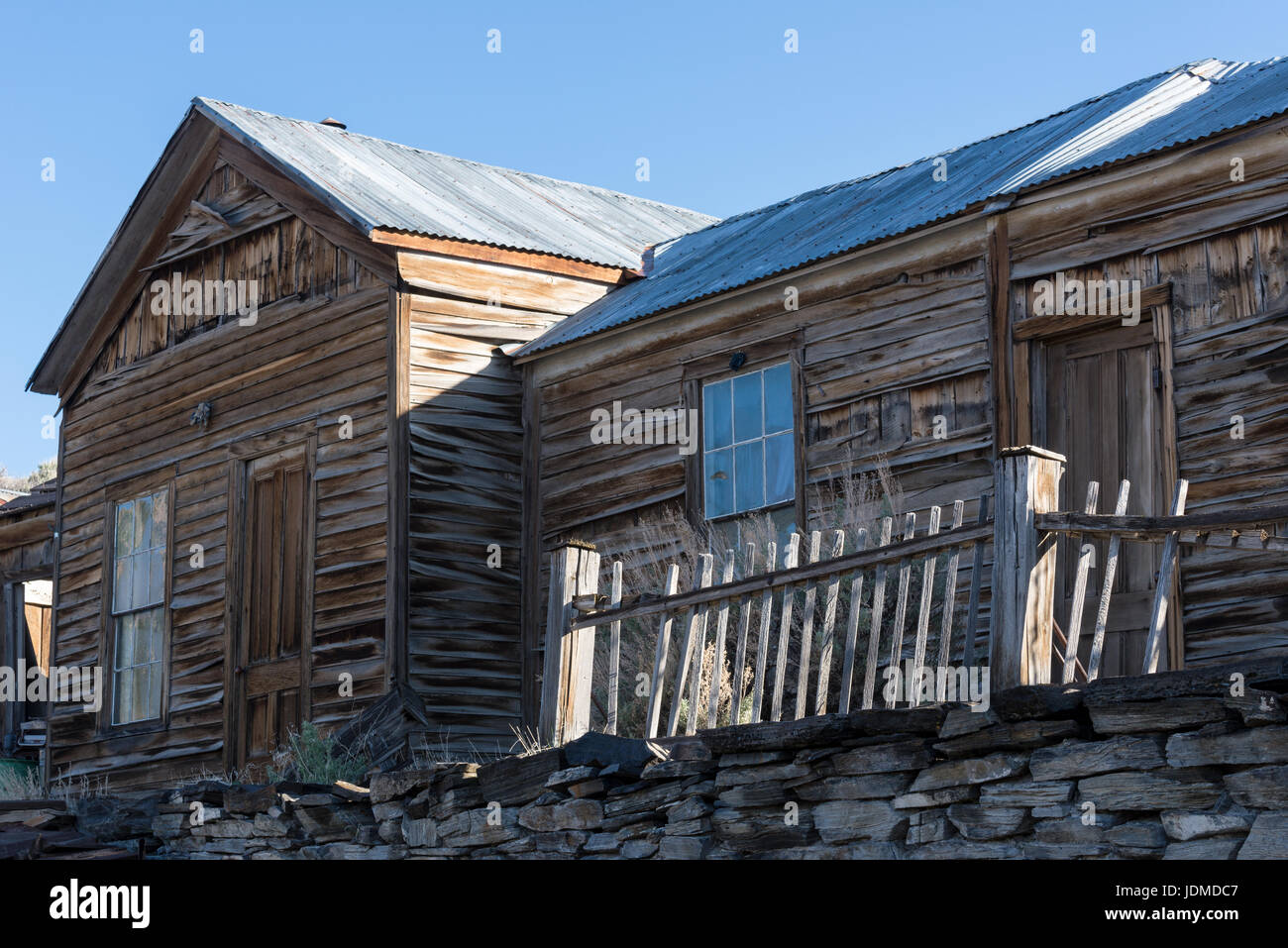 Vecchia casa nella storica città mineraria di Belmont, Nevada. Foto Stock