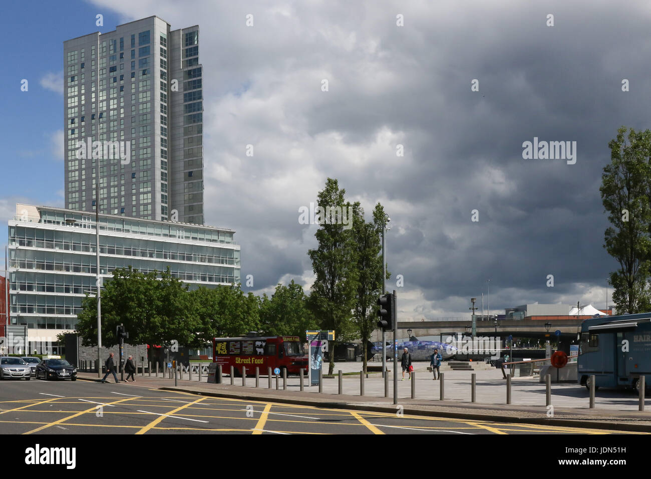 Donegall Quay, fiume Lagan, Belfast, Irlanda del Nord. Foto Stock