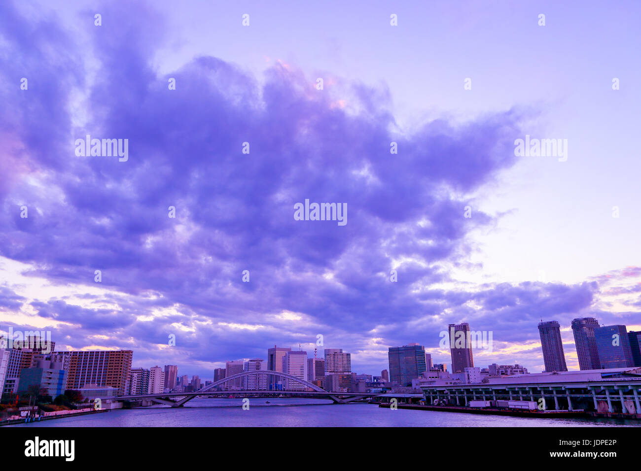 Cielo di tramonto su Tokyo, Giappone Foto Stock