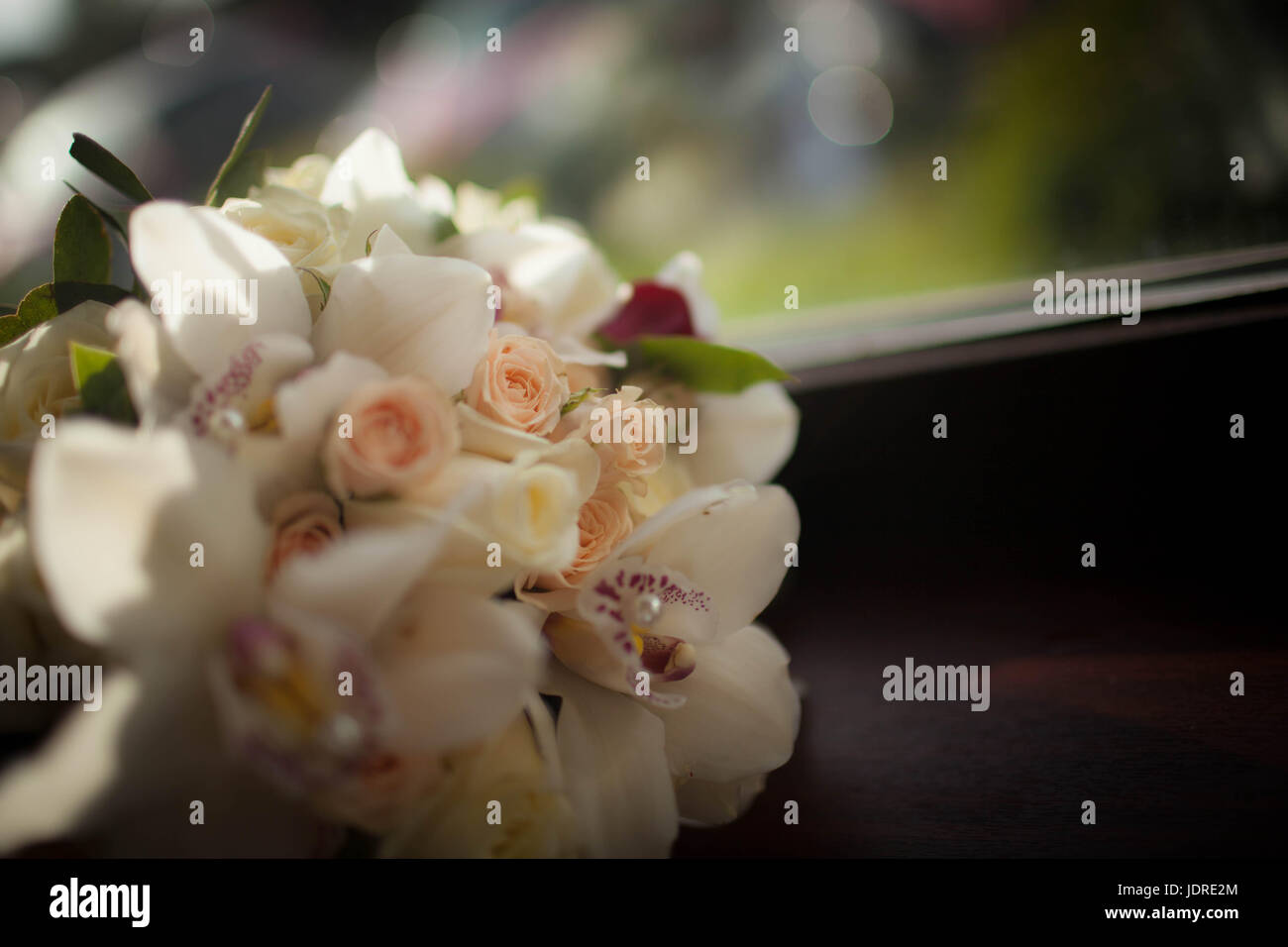 Bellissimo matrimonio bouquet di fiori bianchi Foto Stock