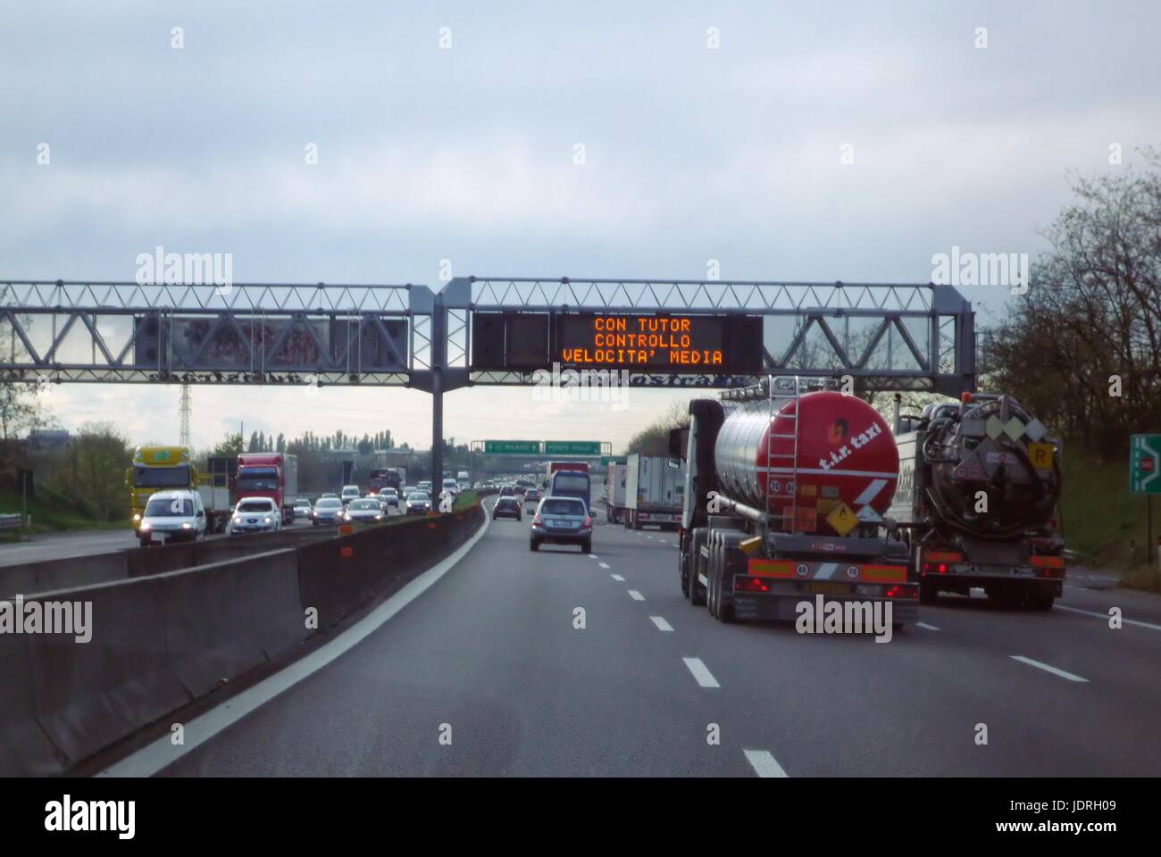 Italia autostrada a4 immagini e fotografie stock ad alta risoluzione ...