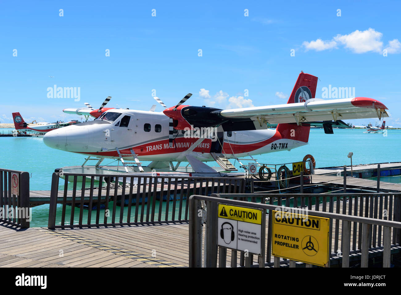 Trans maldiviano Airways Twin Otter idrovolanti ancorato in idrovolante Velana porta in Malé Maldive Foto Stock