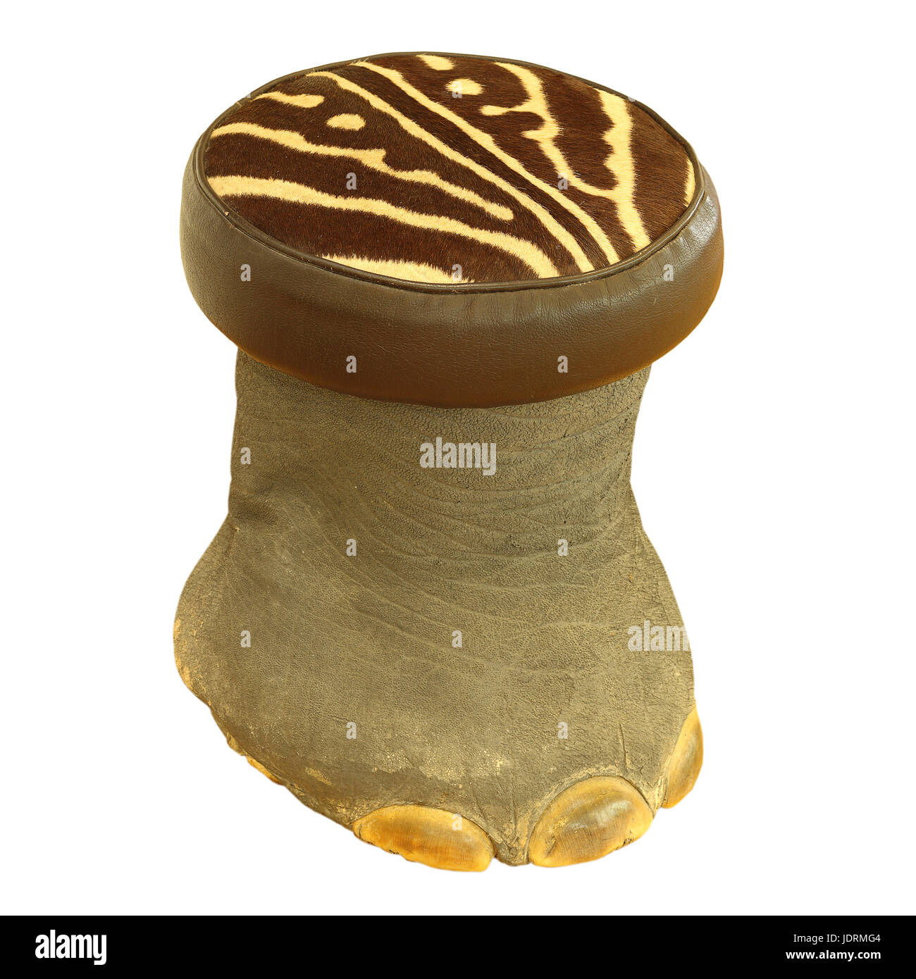 Interessante la caccia sede realizzata da elefante africano a piedi e in pelle di antilope, oggetto vintage isolate su sfondo bianco Foto Stock