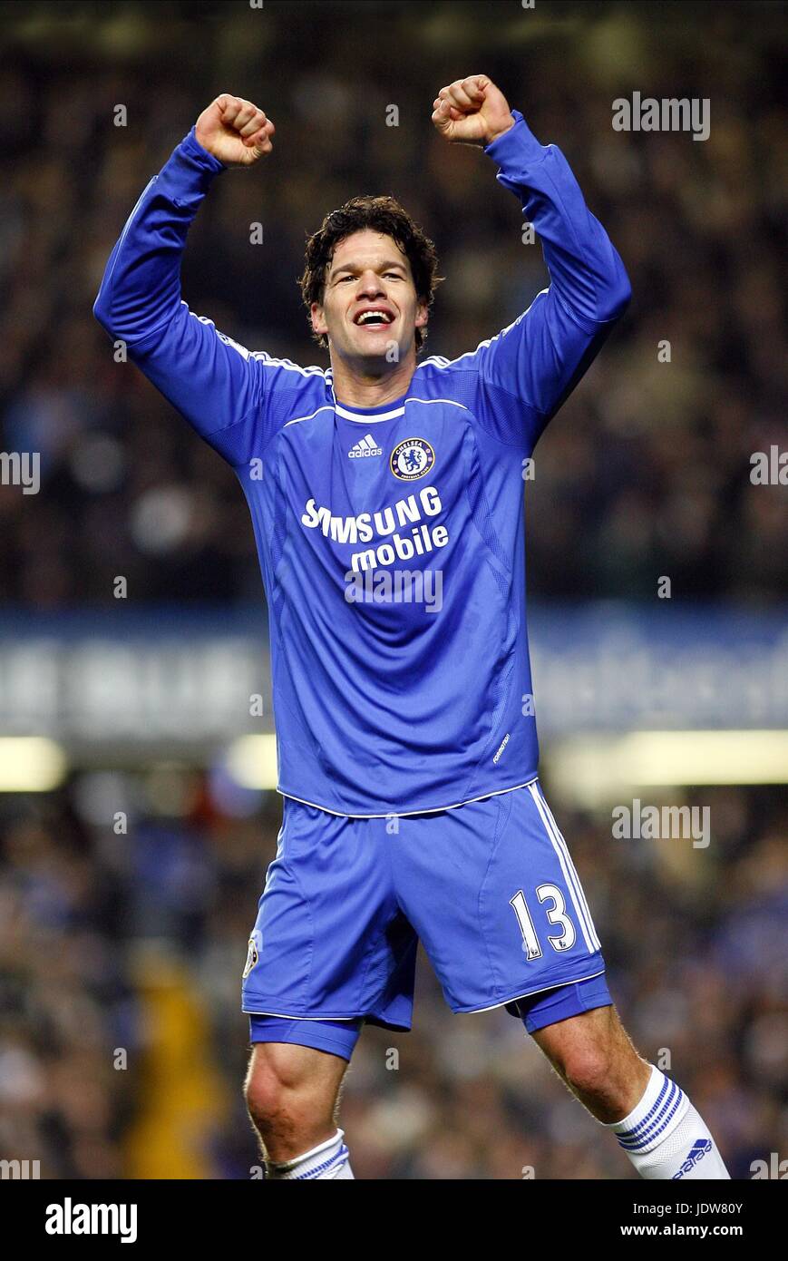 MICHAEL BALLACK CELEBRA CHELSEA V READING Stamford Bridge London Inghilterra 30 Gennaio 2008 Foto Stock