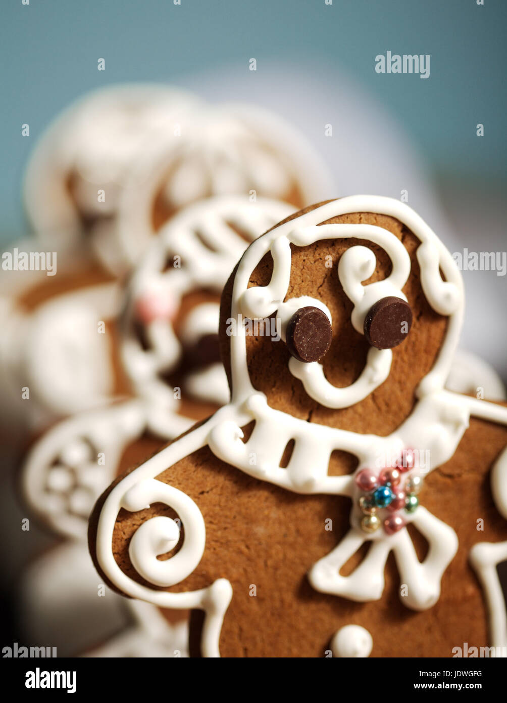 Vacanza decorate Gingerbread uomini cooikes Foto Stock