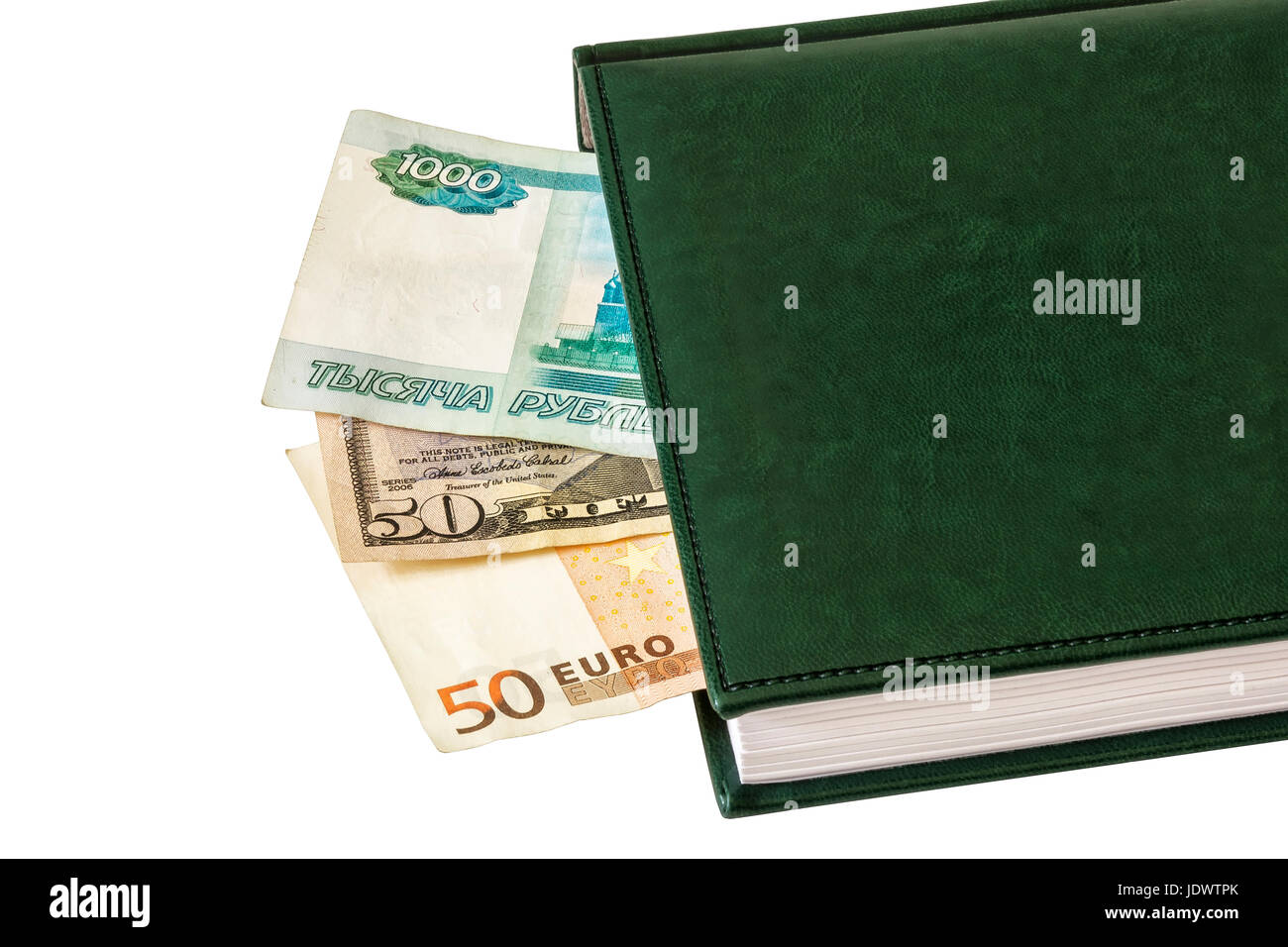Tra i fogli del diario chiuso sono visibili parti di $ 50,50 euro e 1000 rubli russi Foto Stock