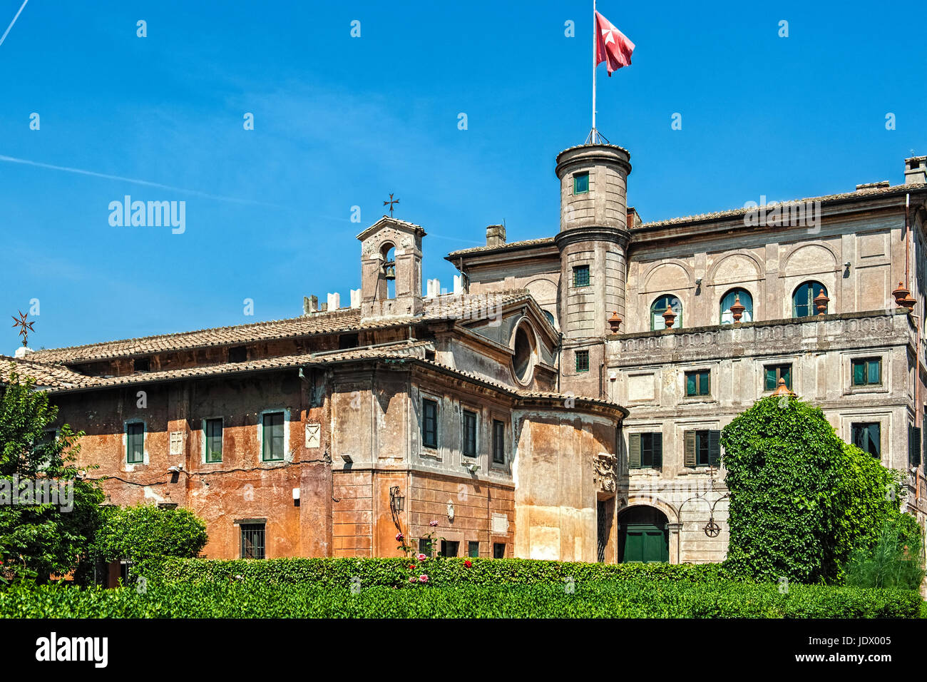 La chiesa di Santa Maria del Priorato, all'interno della villa del Gran