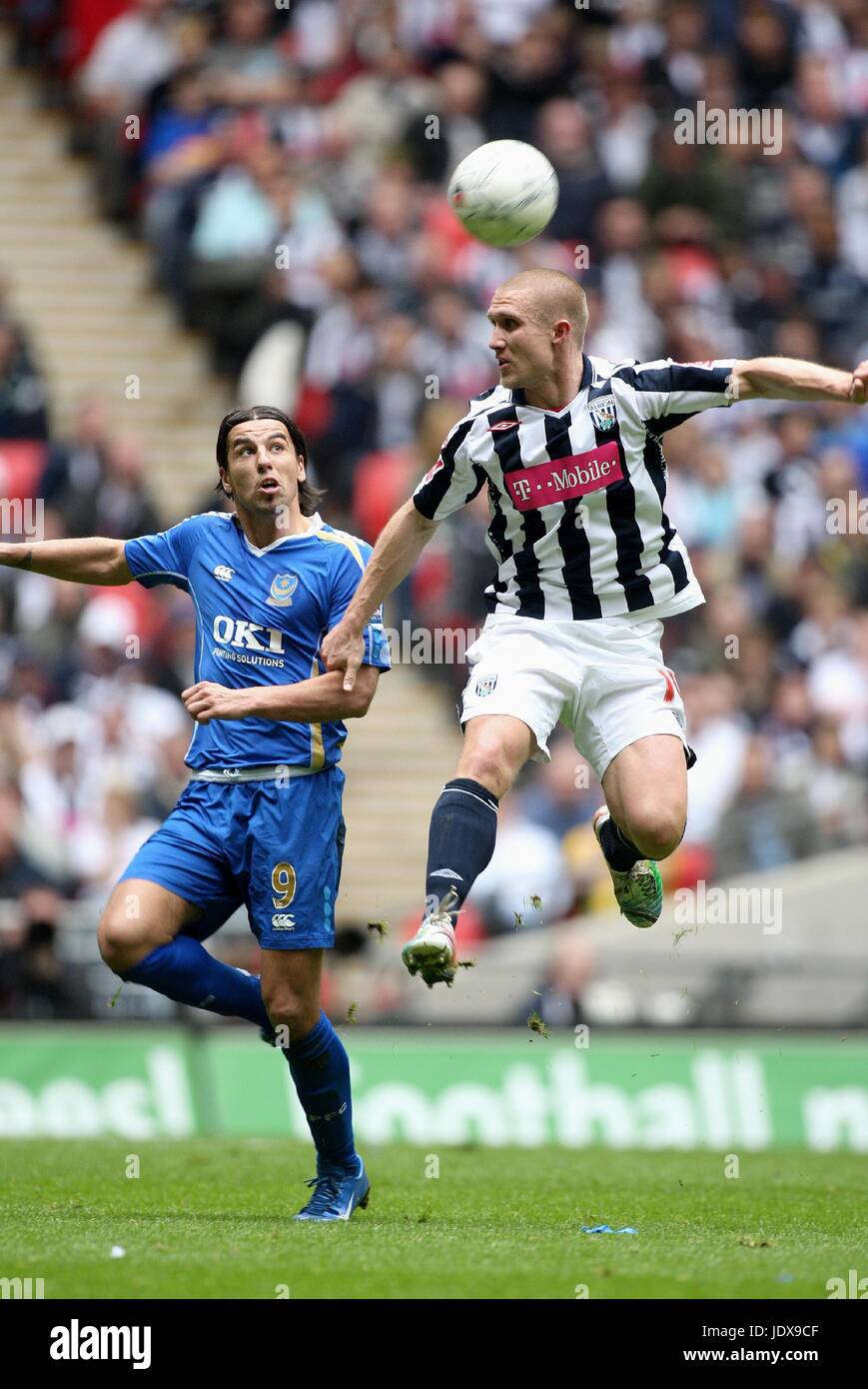 MARTIN ALBRECHTSEN MILANO BAROS West Brom V Portsmouth Wembley Stadium Londra Inghilterra 05 aprile 2008 Foto Stock