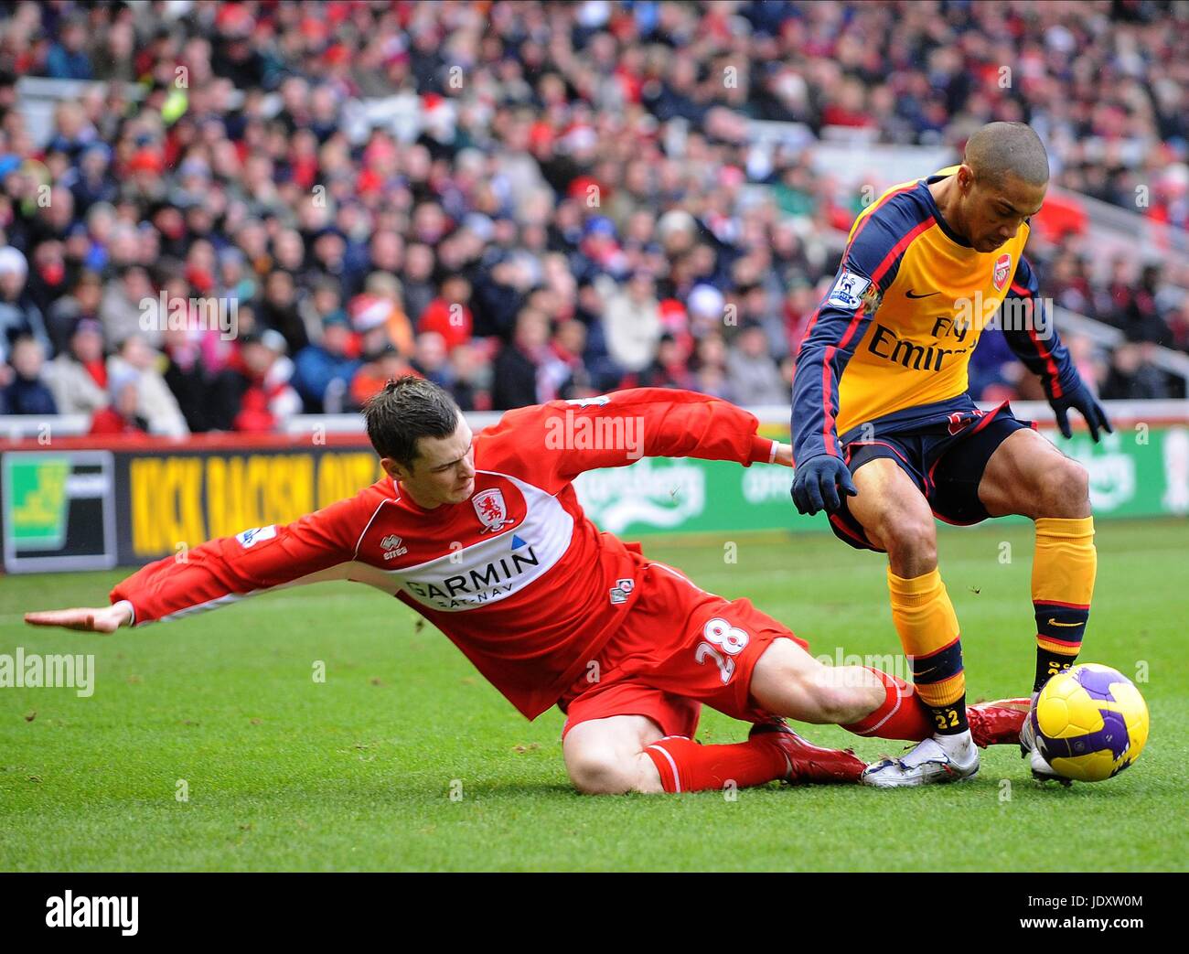 ADAM JOHNSON & GAEL CLICHY MIDDLESBROUGH V ARSENAL RIVERSIDE STADIUM MIDDLESBROUGH INGHILTERRA 13 Dicembre 2008 Foto Stock