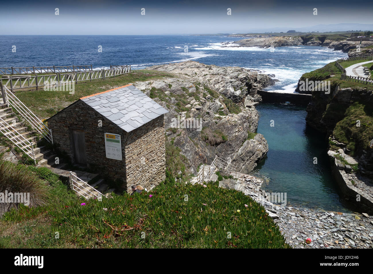 La antigua cetarea de Rinlo un terreno fertile per i crostacei, specificamente, granchi e aragoste che è stata creata nel 1904 a Rinlo in Galizia, Northern Sp Foto Stock