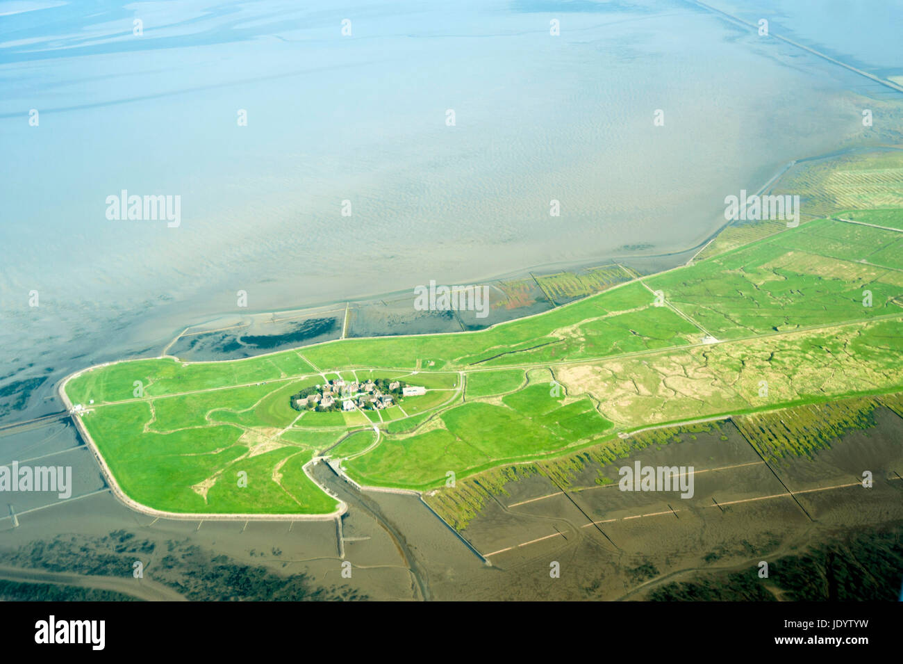 Luftbild vom Schleswig-Holsteinischen Nationalpark Wattenmeer bei Hallig Oland Foto Stock