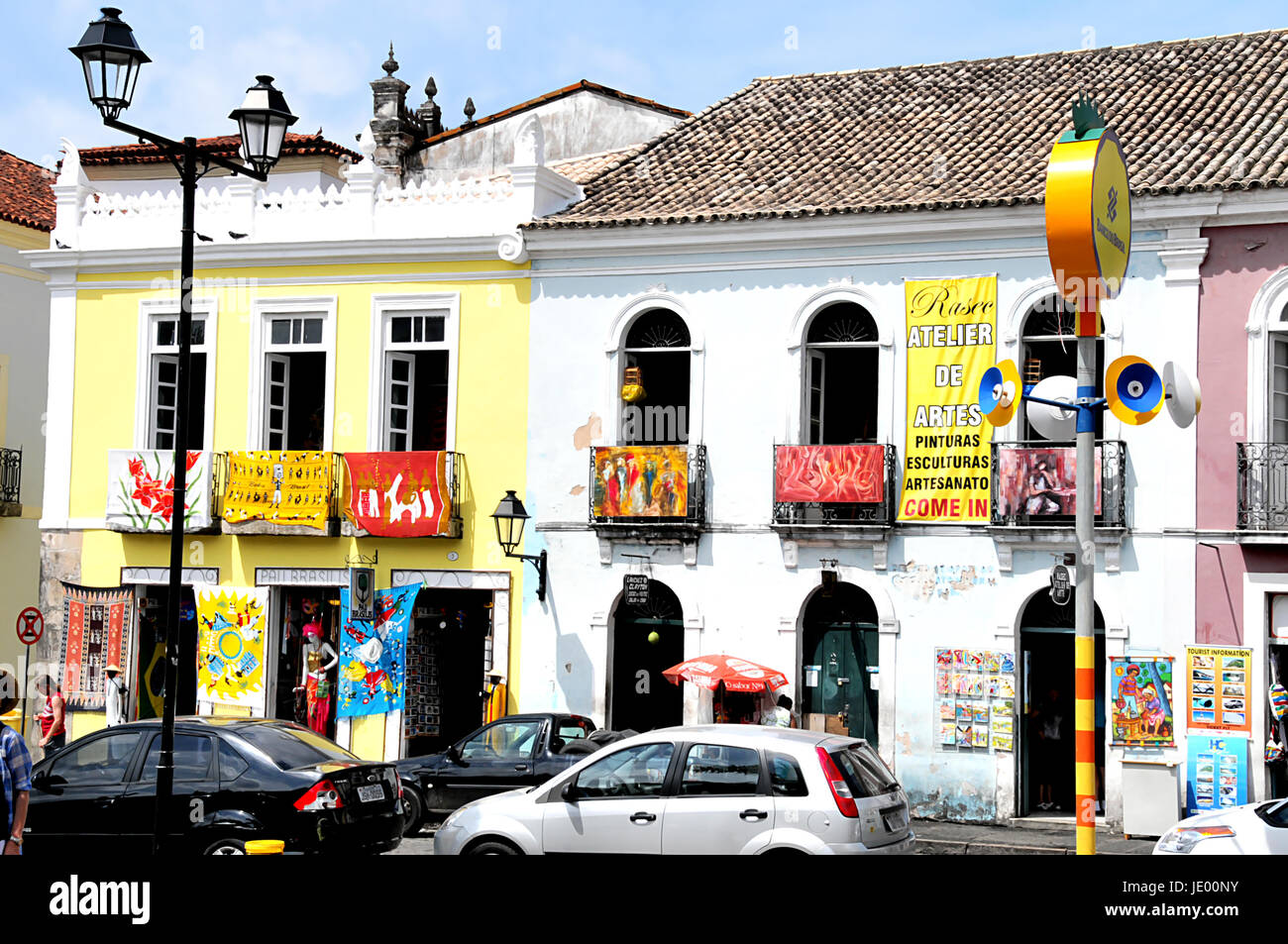 Street View di Salvador di Bahia, Brasile, Sud America su 3/11/2011 Foto Stock