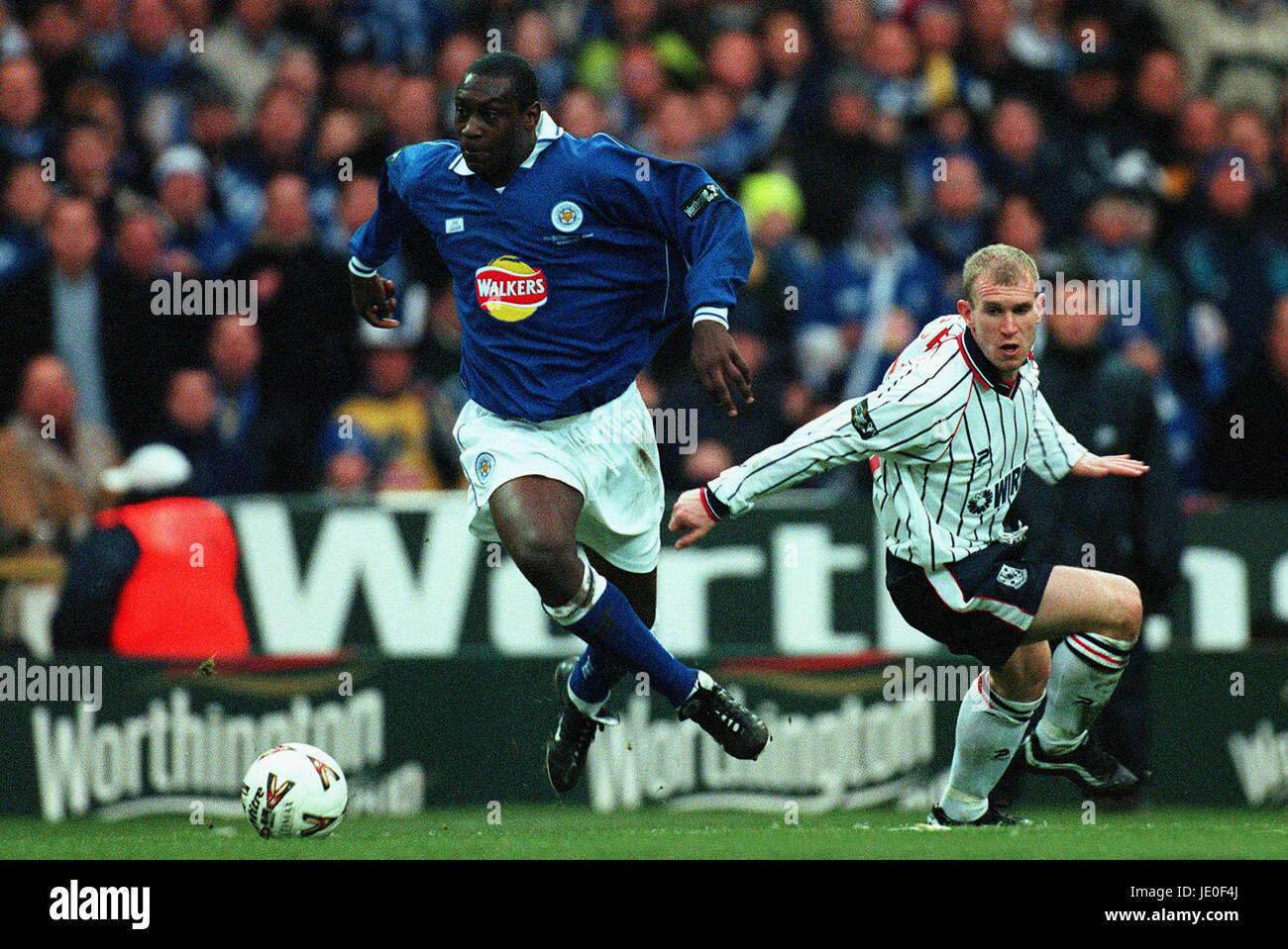 EMILE HESKEY & GARETH ROBERTS LEICESTER C V TRANMERE ROVERS 27 Febbraio 2000 Foto Stock