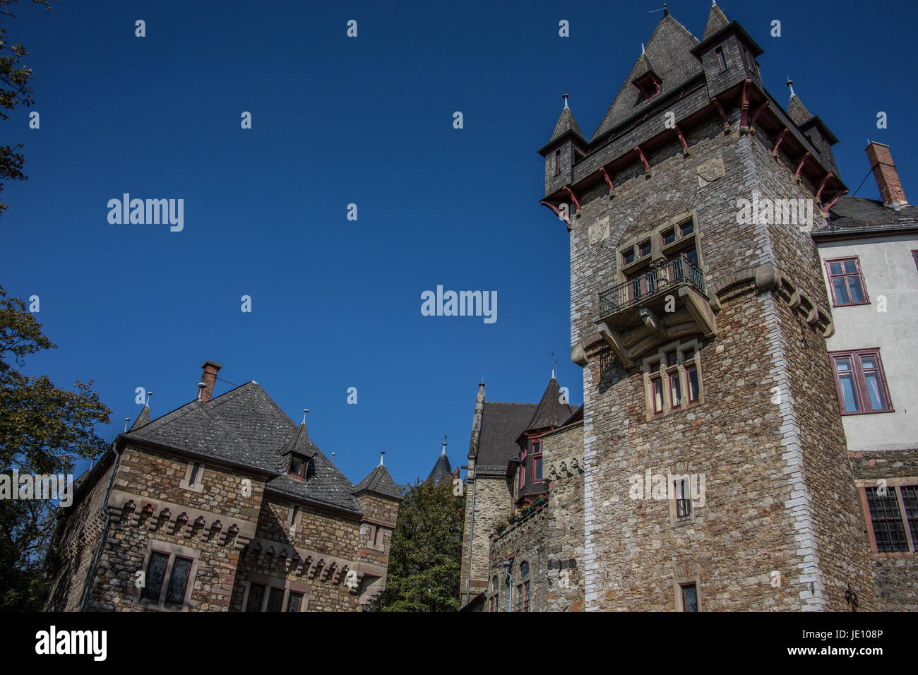 Gut erhaltene Festung an der Lahn Foto Stock