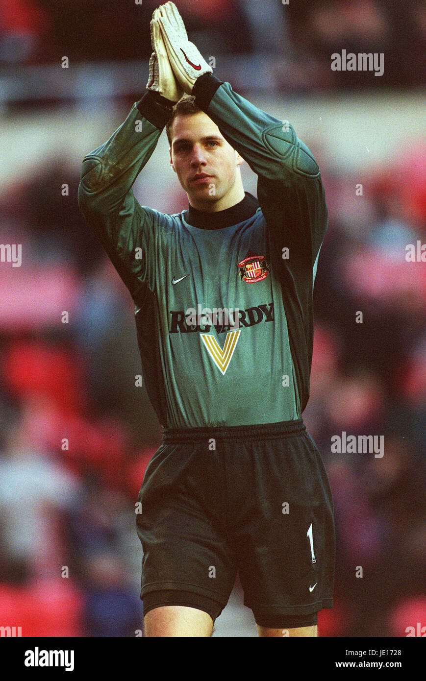 THOMAS SORENSEN SUNDERLAND FC STADIO DELLA LUCE SUNDERLAND INGHILTERRA 27 Gennaio 2001 Foto Stock