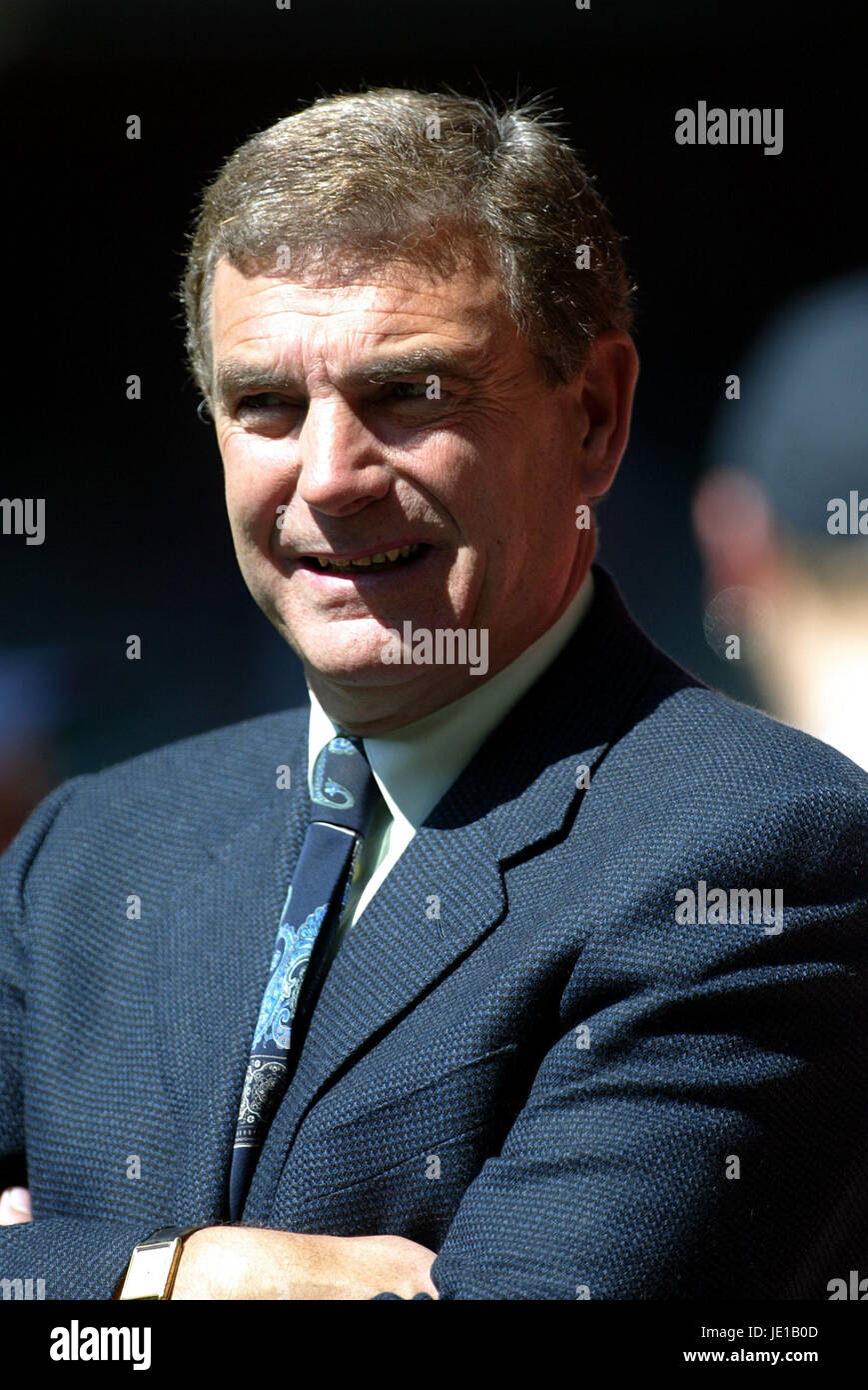 TREVOR BROOKING TELEVISIONE & SPORT CELEBRITY Millennium Stadium Cardiff Galles 04 Maggio 2002 Foto Stock